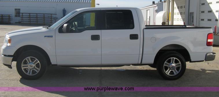 image for item A6074 2005 Ford F150 XLT SuperCrew pickup