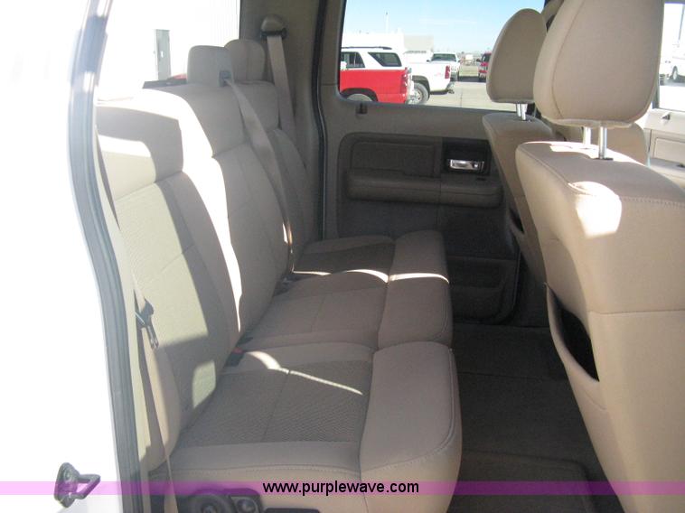 image for item A6074 2005 Ford F150 XLT SuperCrew pickup