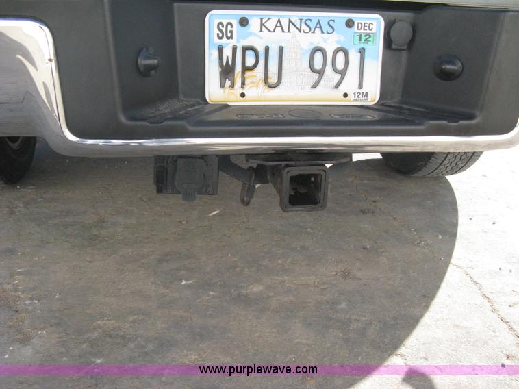 image for item A6074 2005 Ford F150 XLT SuperCrew pickup