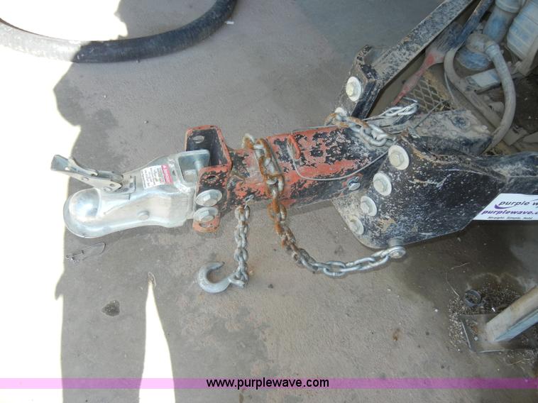 image for item A6991 2006 Wylie water trailer