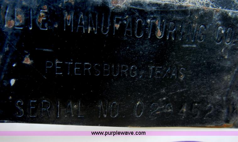 image for item A6991 2006 Wylie water trailer