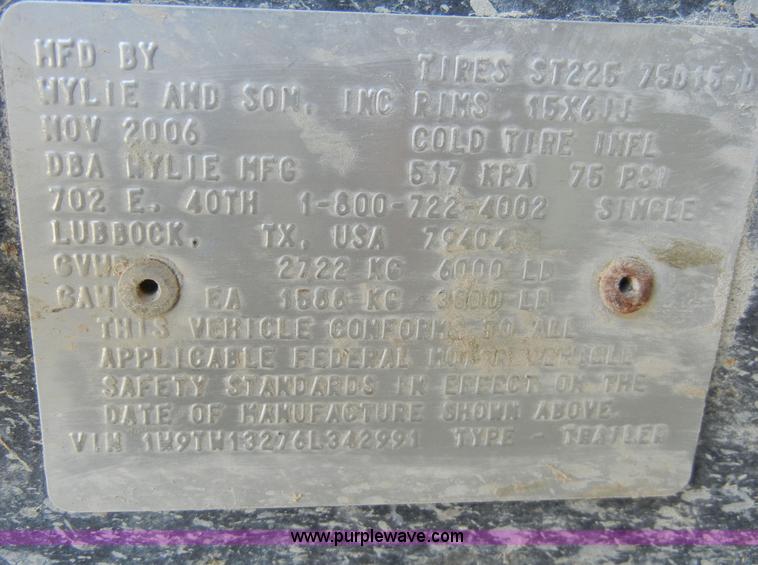 image for item A6991 2006 Wylie water trailer