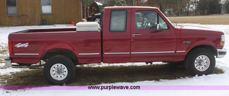 image for item A6996 1995 Ford F150 XLT SuperCab pickup truck