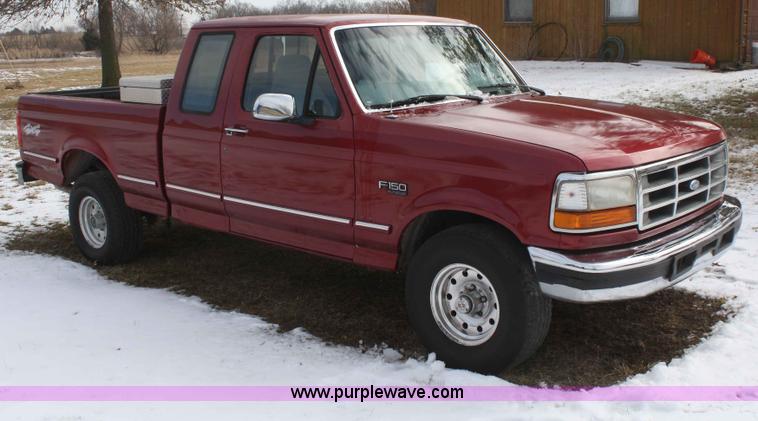 image for item A6996 1995 Ford F150 XLT SuperCab pickup truck