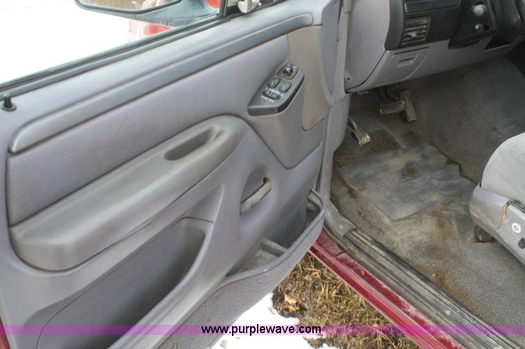 image for item A6996 1995 Ford F150 XLT SuperCab pickup truck