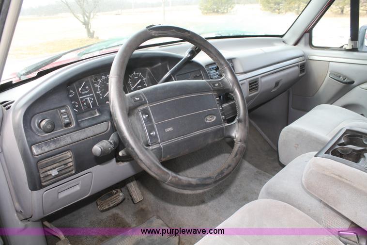 image for item A6996 1995 Ford F150 XLT SuperCab pickup truck