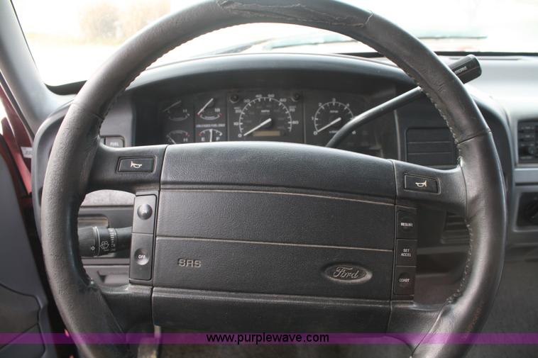 image for item A6996 1995 Ford F150 XLT SuperCab pickup truck