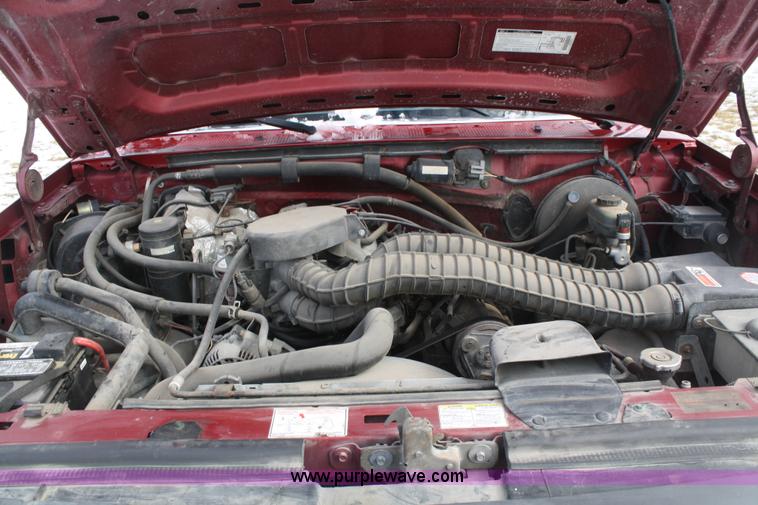 image for item A6996 1995 Ford F150 XLT SuperCab pickup truck