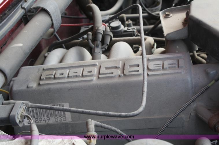 image for item A6996 1995 Ford F150 XLT SuperCab pickup truck