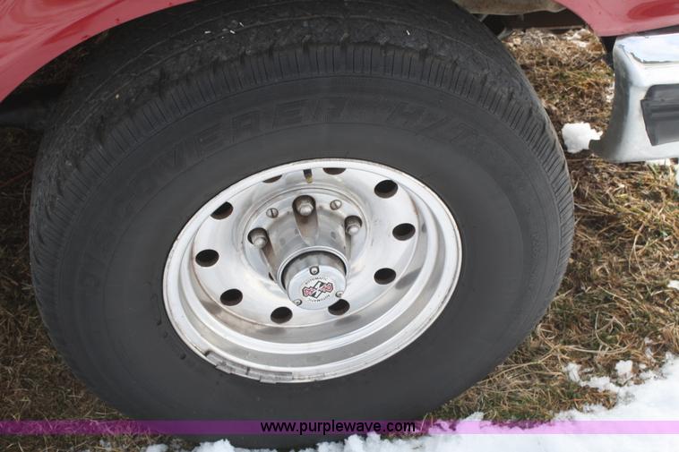 image for item A6996 1995 Ford F150 XLT SuperCab pickup truck