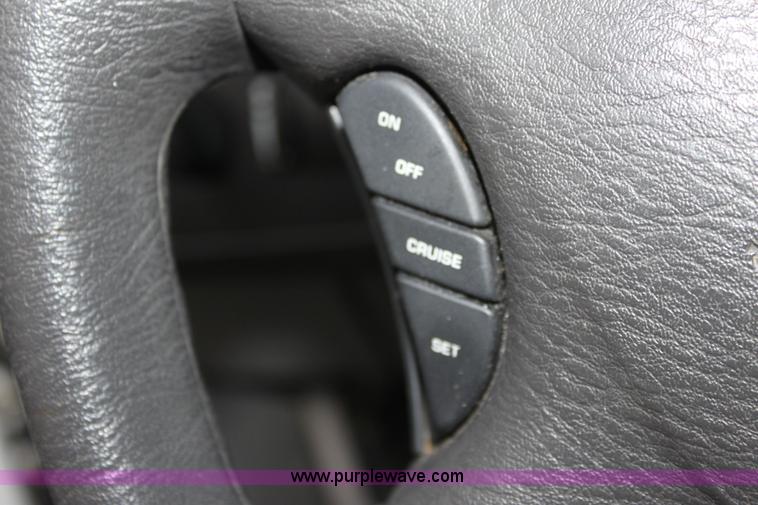 image for item A7309 2005 Chrysler Town & Country LX mini van