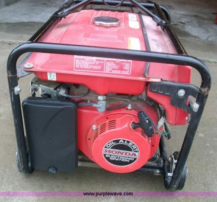 image for item B1041 Honda EB5000X generator
