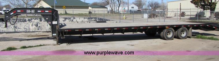 image for item B2220 2006 Load Max 36' gooseneck flatbed trailer
