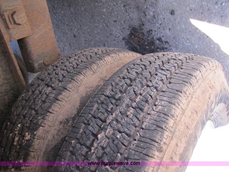 image for item B2220 2006 Load Max 36' gooseneck flatbed trailer