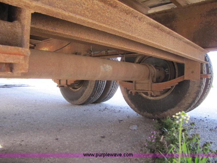 image for item B2220 2006 Load Max 36' gooseneck flatbed trailer