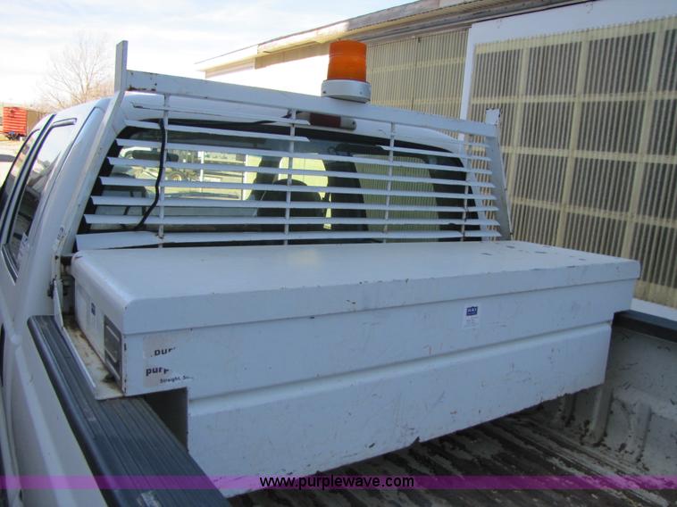 image for item B2221 1999 Ford F250 Super Duty crew cab pickup truck