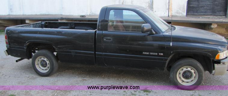 image for item B2223 1994 Dodge Ram 1500 pickup truck