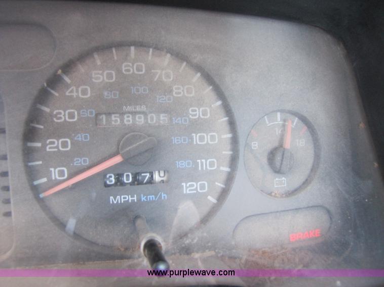 image for item B2223 1994 Dodge Ram 1500 pickup truck