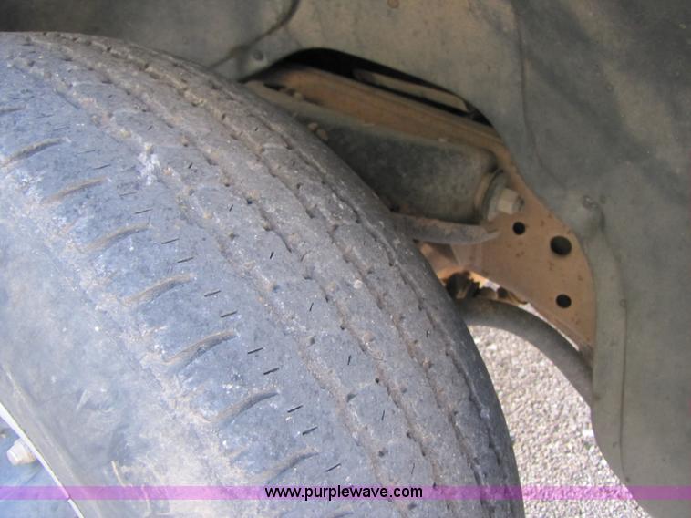 image for item B2223 1994 Dodge Ram 1500 pickup truck