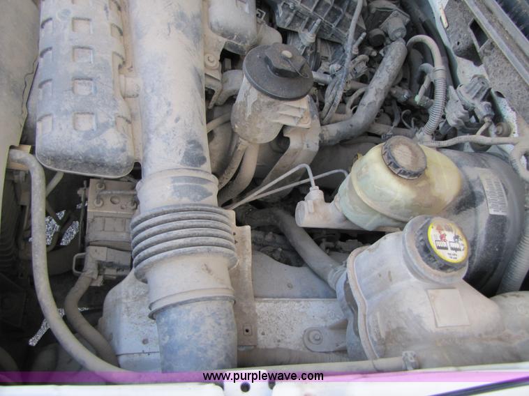 image for item B2224 2005 Ford F150 SuperCab pickup truck