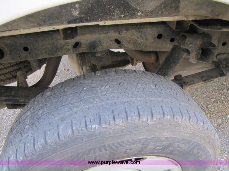 image for item B2224 2005 Ford F150 SuperCab pickup truck