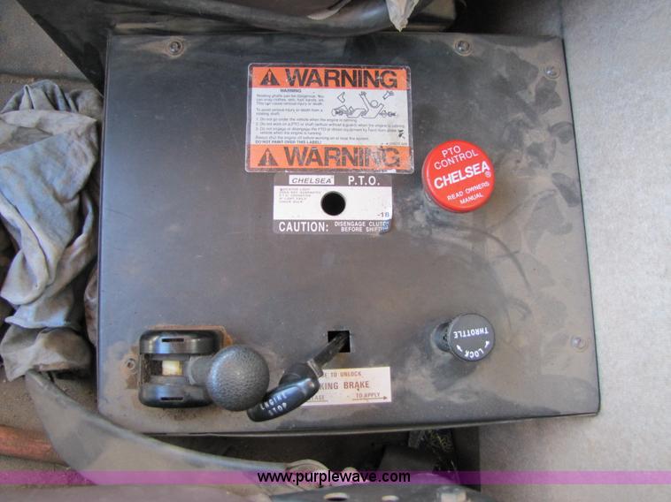 image for item B2234 1990 Mack CS250P boom truck w/ magnet