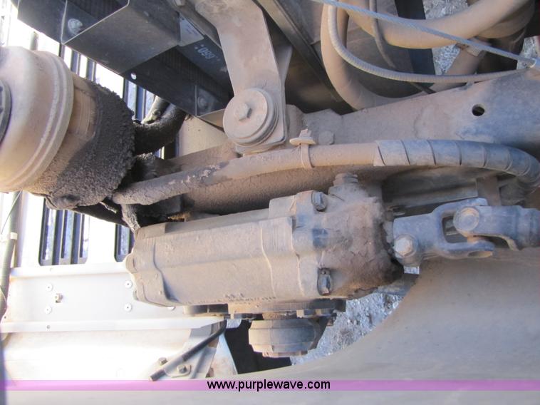 image for item B2234 1990 Mack CS250P boom truck w/ magnet