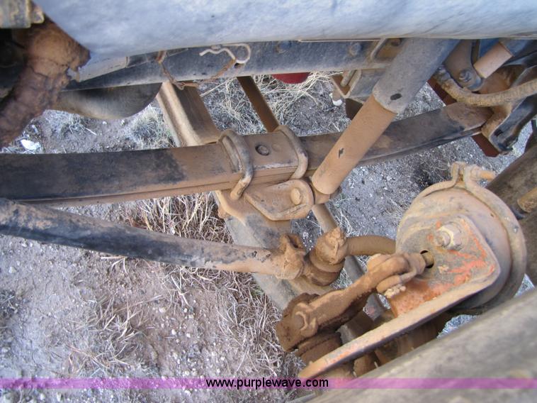 image for item B2234 1990 Mack CS250P boom truck w/ magnet