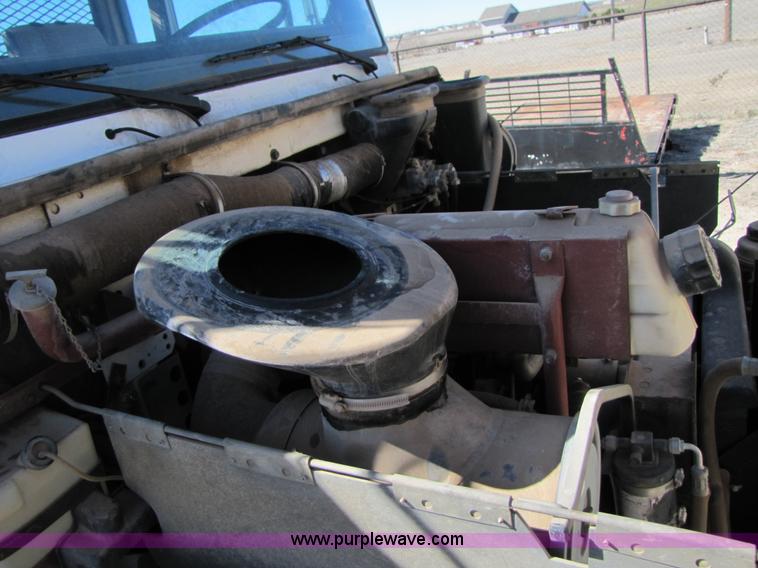 image for item B2234 1990 Mack CS250P boom truck w/ magnet