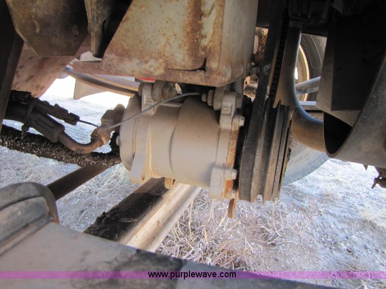 image for item B2234 1990 Mack CS250P boom truck w/ magnet