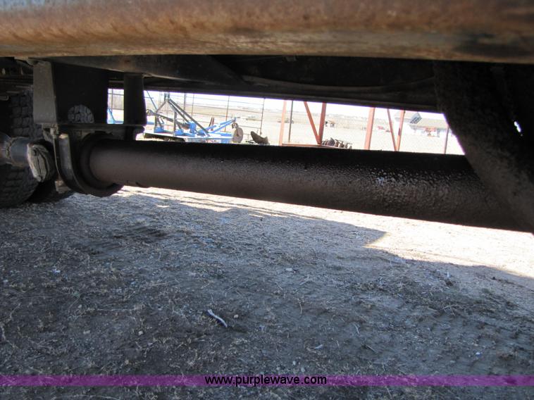 image for item B2234 1990 Mack CS250P boom truck w/ magnet