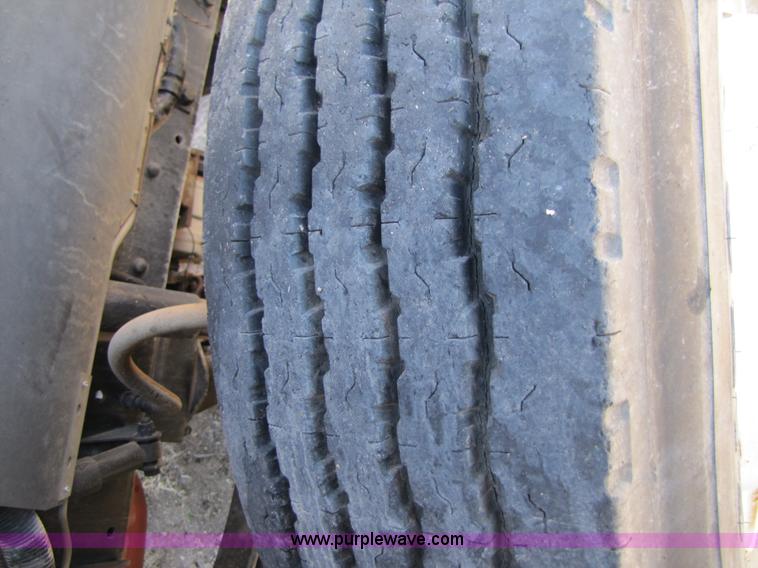 image for item B2234 1990 Mack CS250P boom truck w/ magnet