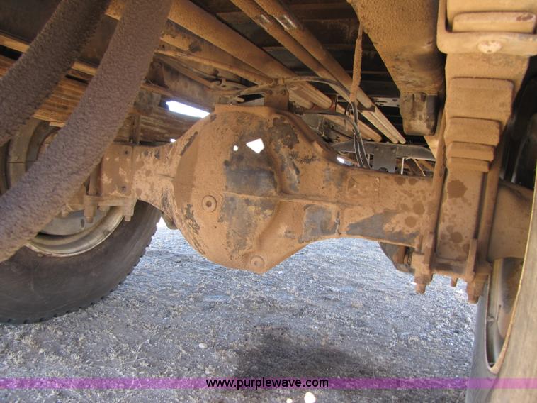 image for item B2234 1990 Mack CS250P boom truck w/ magnet