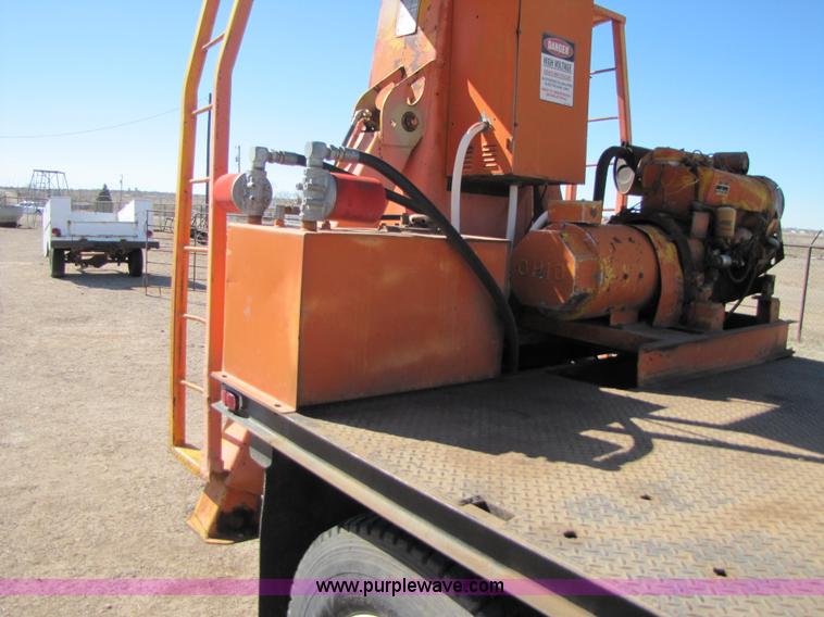 image for item B2234 1990 Mack CS250P boom truck w/ magnet