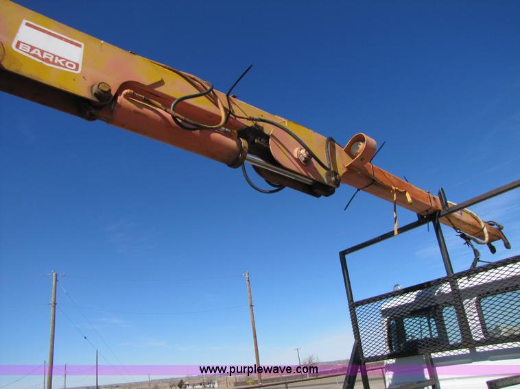 image for item B2234 1990 Mack CS250P boom truck w/ magnet