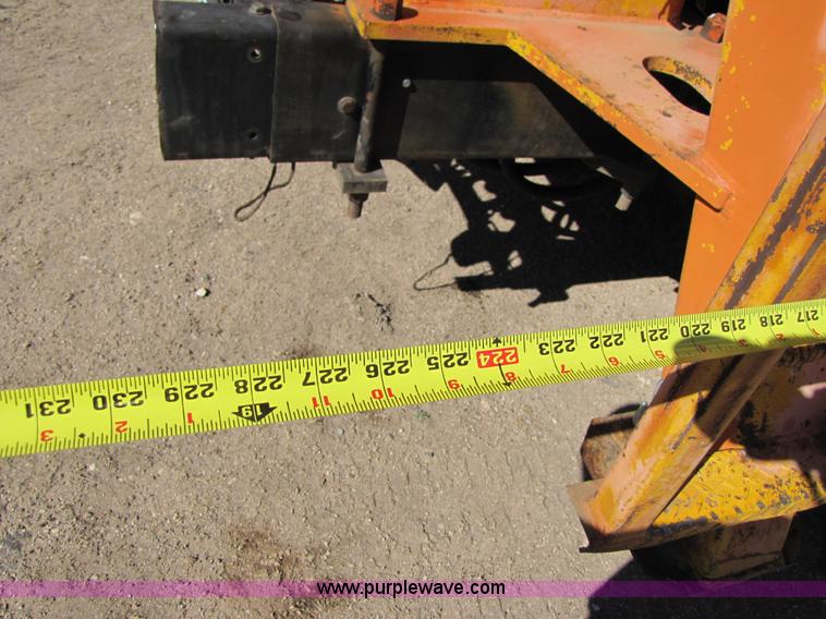 image for item B2234 1990 Mack CS250P boom truck w/ magnet