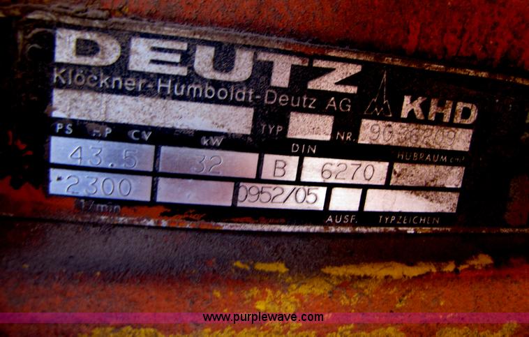 image for item B2234 1990 Mack CS250P boom truck w/ magnet