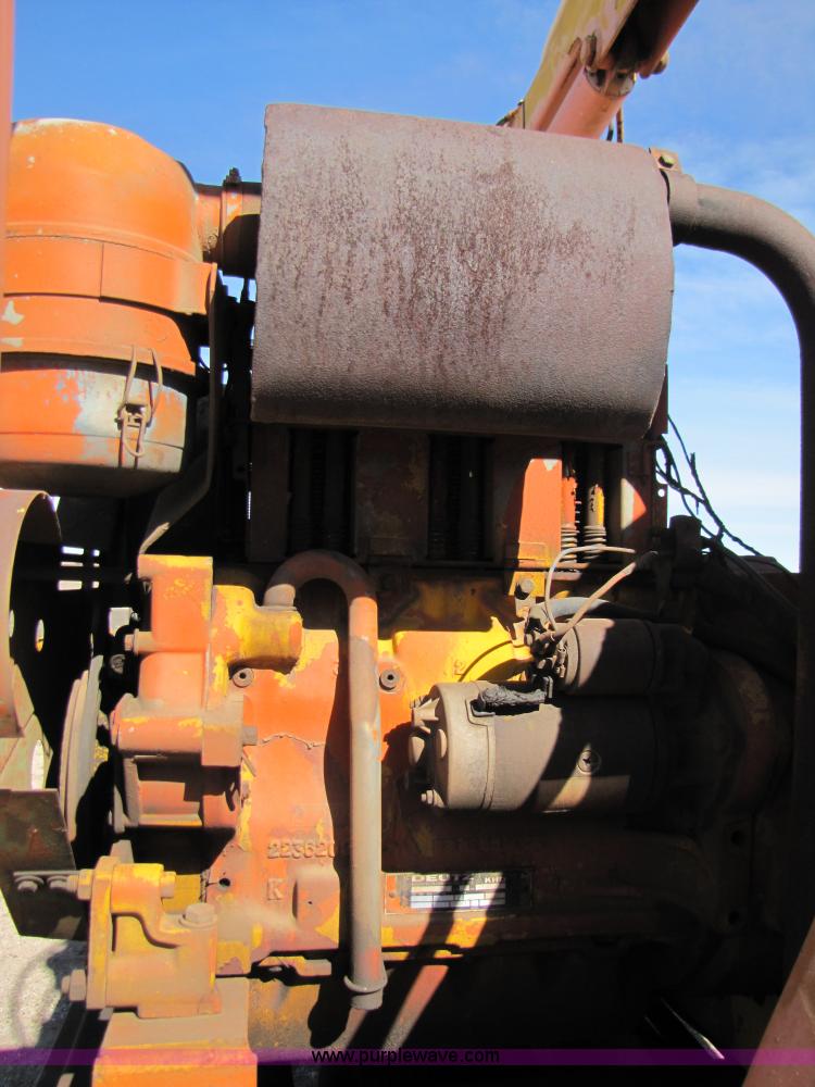 image for item B2234 1990 Mack CS250P boom truck w/ magnet