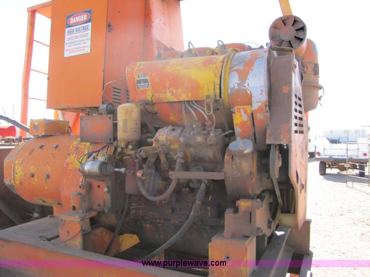 image for item B2234 1990 Mack CS250P boom truck w/ magnet