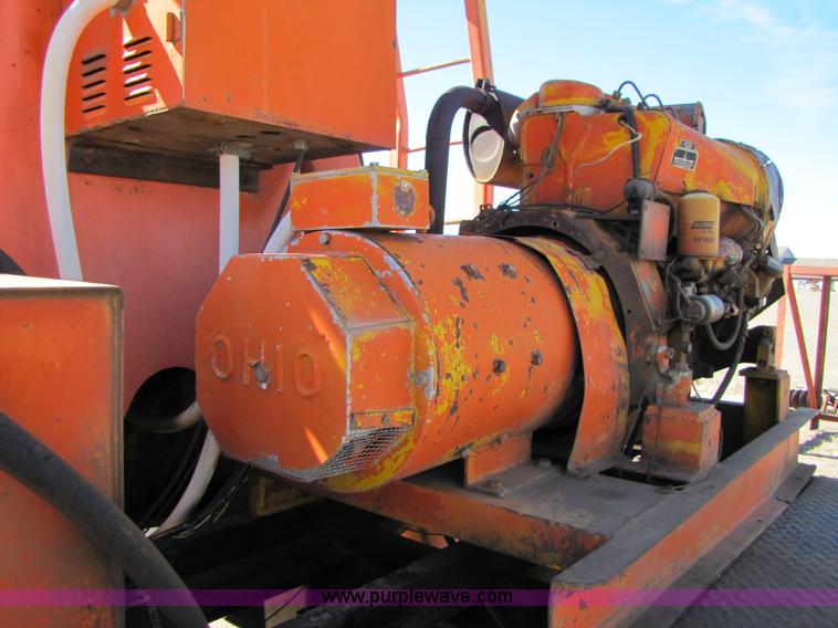 image for item B2234 1990 Mack CS250P boom truck w/ magnet