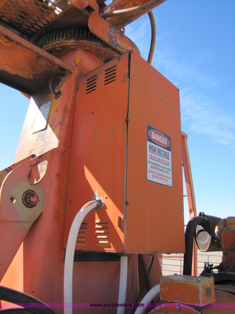 image for item B2234 1990 Mack CS250P boom truck w/ magnet