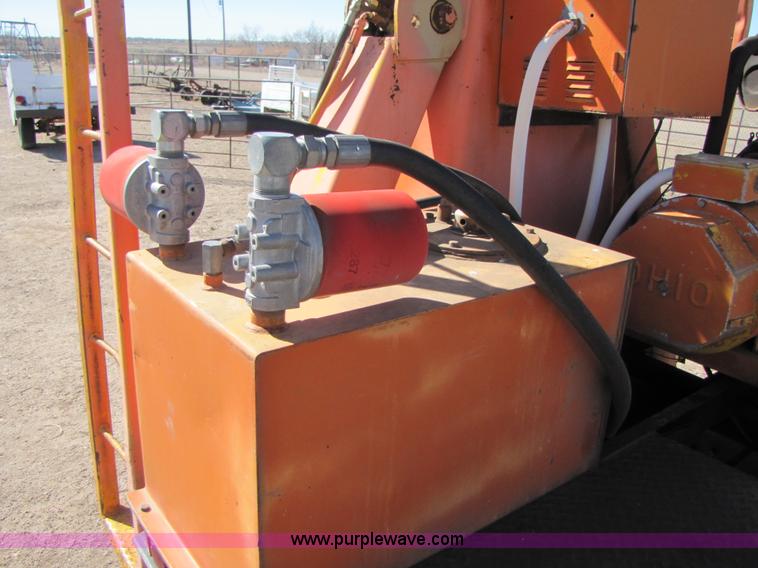 image for item B2234 1990 Mack CS250P boom truck w/ magnet