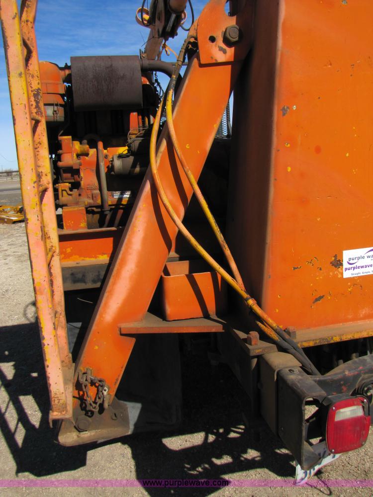 image for item B2234 1990 Mack CS250P boom truck w/ magnet