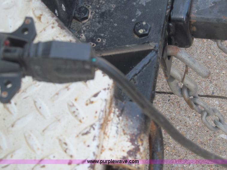 image for item B5108 2010 PJ 7714 14' single axle utility trailer