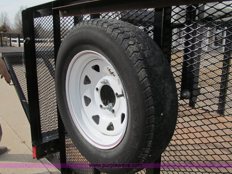 image for item B5109 2011 Texas Bragg 18' double axle utility trailer