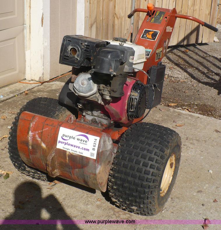 image for item B6314 2001 Ditch Witch 100SX  walk behind vibratory plow