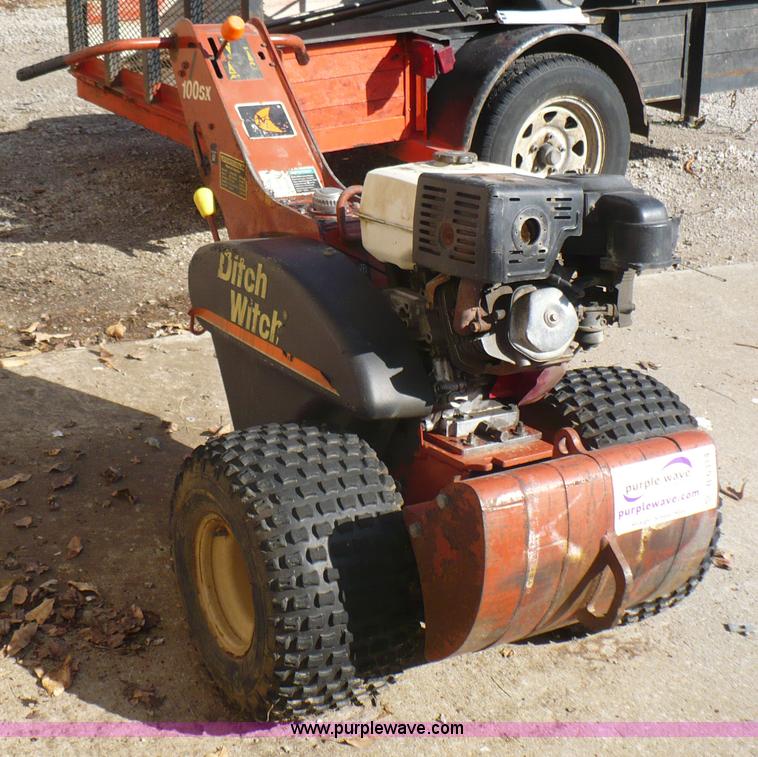 image for item B6314 2001 Ditch Witch 100SX  walk behind vibratory plow