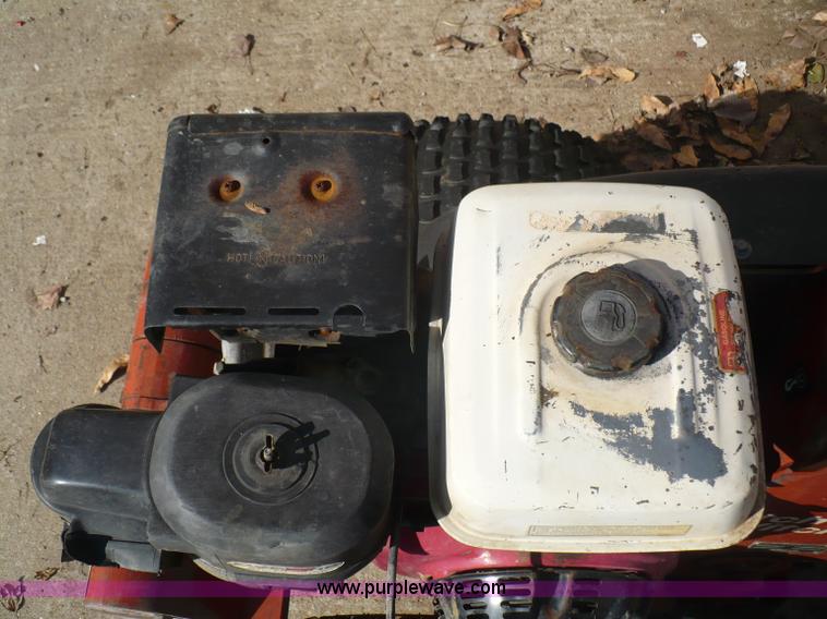 image for item B6314 2001 Ditch Witch 100SX  walk behind vibratory plow