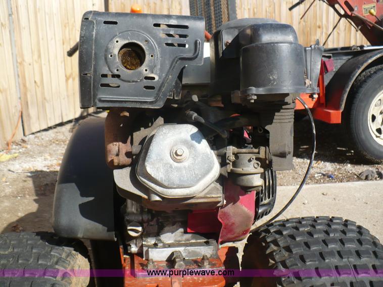 image for item B6314 2001 Ditch Witch 100SX  walk behind vibratory plow
