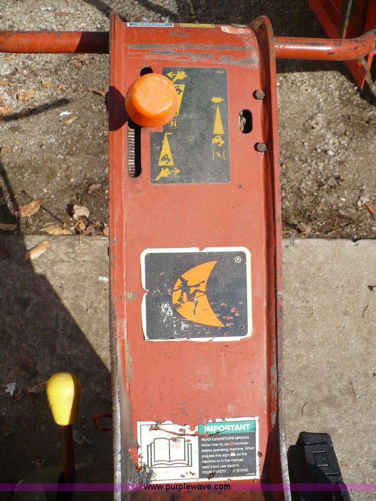 image for item B6314 2001 Ditch Witch 100SX  walk behind vibratory plow